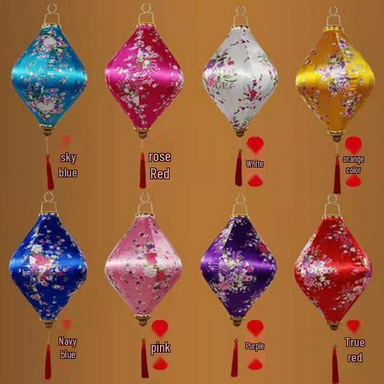 Vietnamese Diamond Silk Lantern - Waterproof Yuanxiao Spring Festival Outdoor Decoration, Chinese Retro Style for New Year Celebrations.