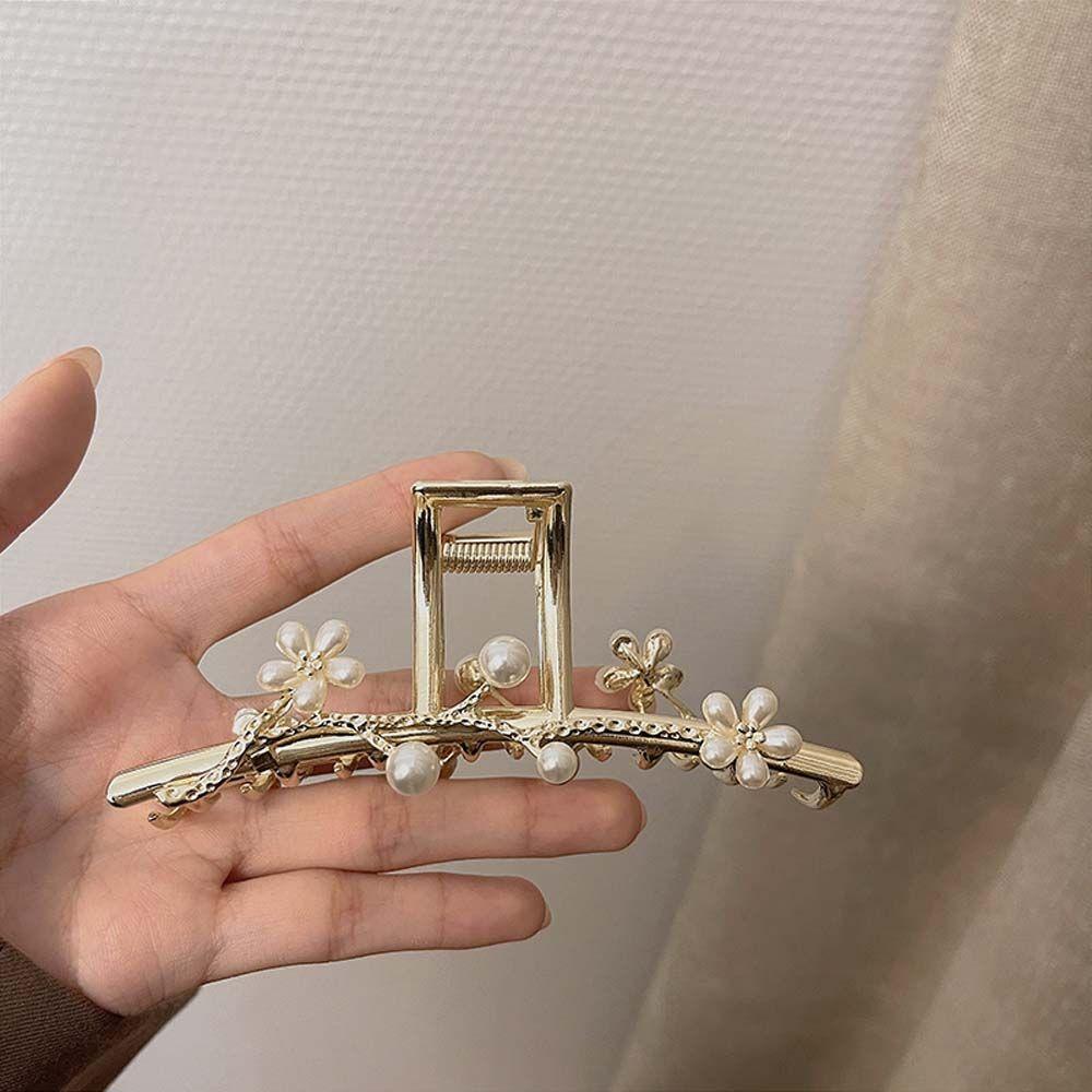 

Flower Girls Korean Style Hair Clip Geometric Catch Clip Metal Hair Claw Female Hair Accessories