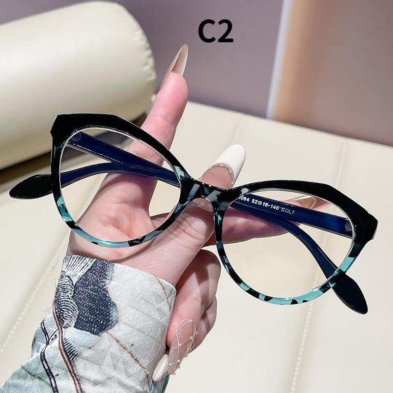 Dámské brýle: trendy nadrozměrné kočičí brýle v barevných blocích