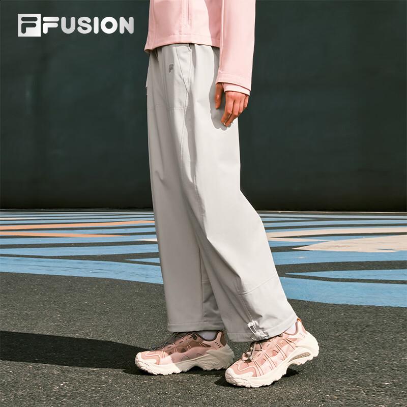 FILA FUSION Women s Woven Curved-Leg Pants M
