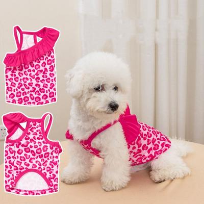Giyim ve ayakkabı – Köpekler için yelekler ve gömlekler