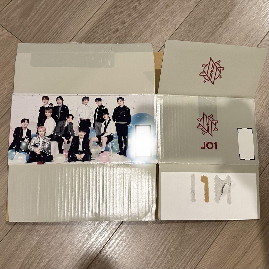 

[USED] Anonymous Delivery JO1 KIZUNA Cardboard Box
