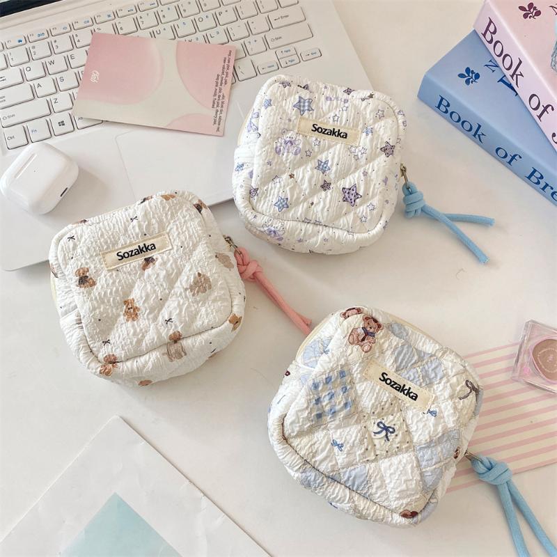 Cartoon Girls Sanitary Napkin Storage Bag Large Capacity Girls Menstrual Sanitary Napkin Storage Bag Portable Bag