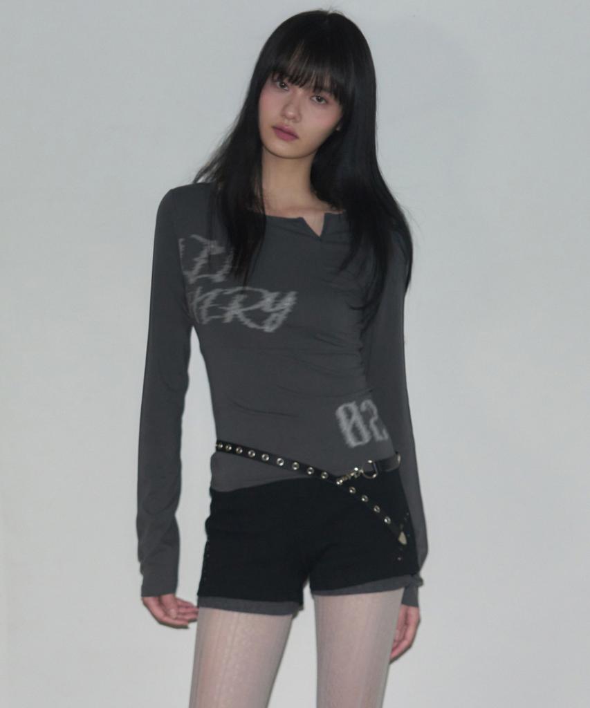 Ledeoli Lettering Slit Long Sleeve [4 Colors]