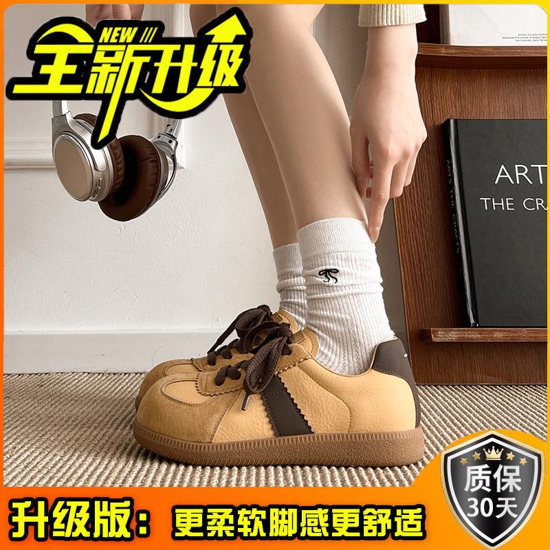 Cute big head German training shoes women's spring and summer new cute retro round head little white shoes flat leather casual board shoes