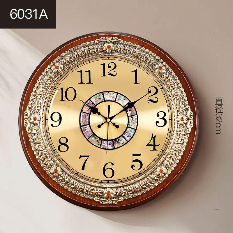 Retro Solid Wood Wall Clock, Living Room Home Fashion Wall-mounted Timepiece, Round High-end Silent Wall-mounted Watch