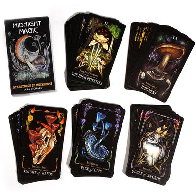 Tarot Mágico de Medianoche Una baraja de Tarot de Hongos 78 diseños únicos de cartas de Tarot basados en el misterioso mundo de los hongos