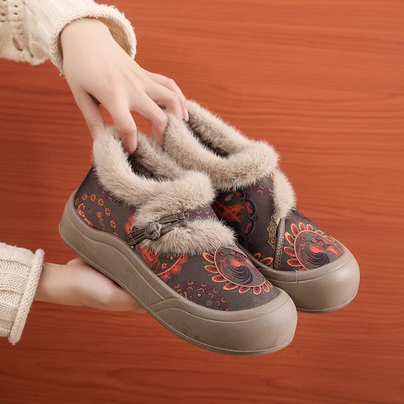 2025 winter old Beijing cloth shoes non-slip soft-soled Mao Mao shoes comfortable warm and comfortable new Chinese Hanfu women's cotton shoes
