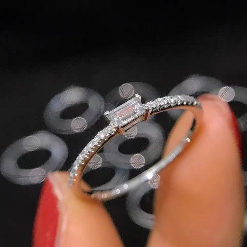 Elegant Cold Style Gemstone Pinky Ring: Luxurious Internet Celebrity-Inspired Design Size 6