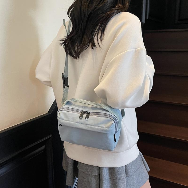 Lightweight Small Bag, Autumn And Winter Women'S Commuter Messenger Bag, Nylon Cloth Casual Shoulder Bag, Mobile Phone Bag.