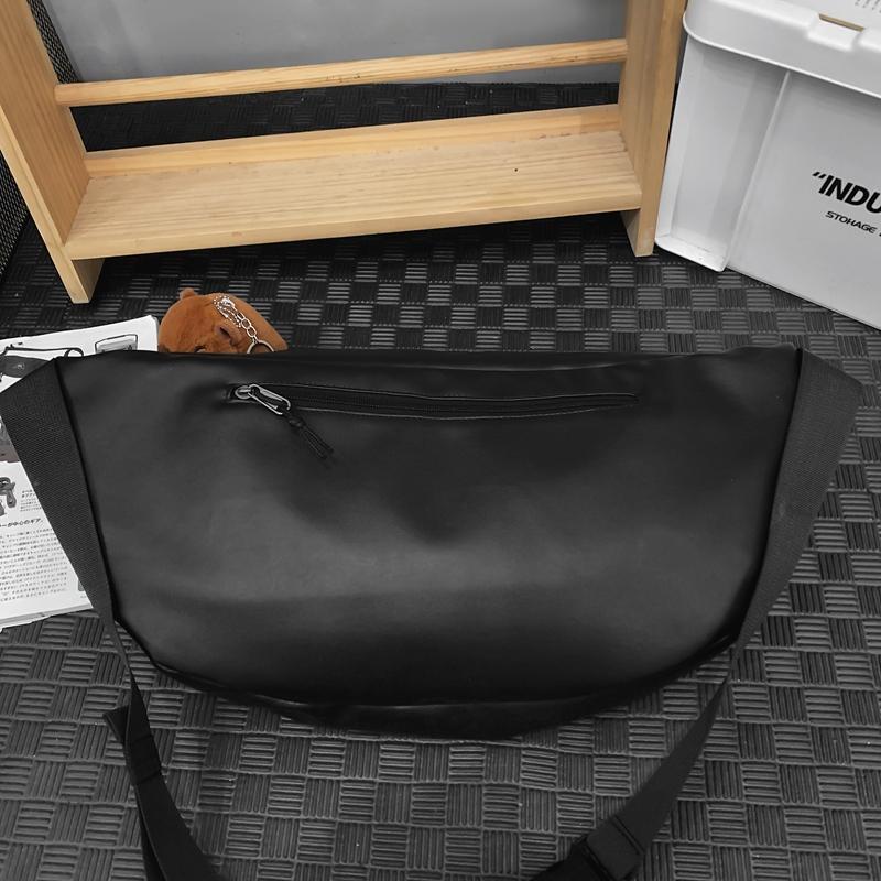 Crossbody-veske Sportsveske for menn med stor kapasitet brystveske for kvinner