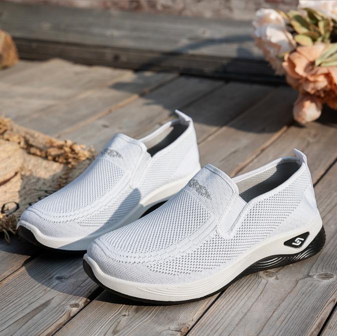 Women Breathable Knit Slip-On Sneakers Lightweight, Comfortable Walking Shoes All-Season Casual Outdoor Activities