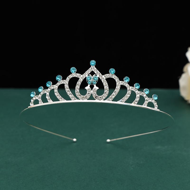 

Детский головной убор «Корона принцессы» — стильный аксессуар для выступлений на мероприятиях