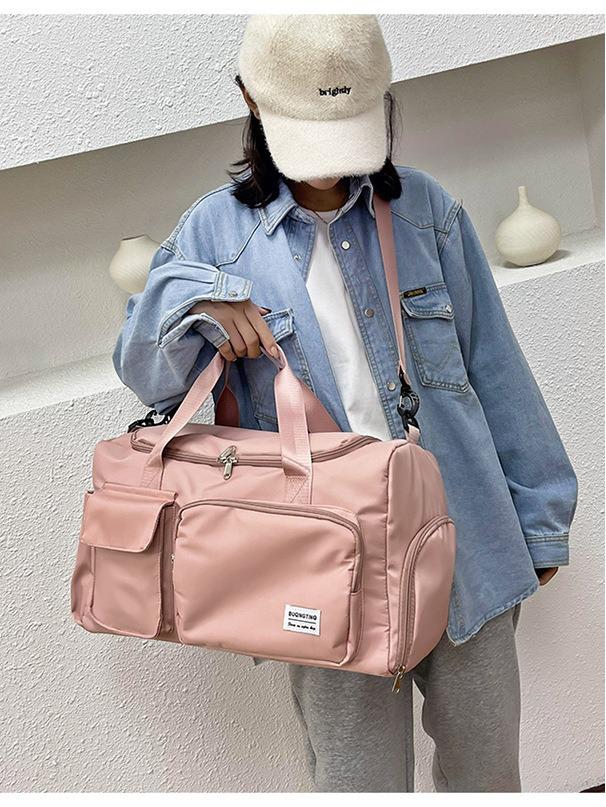 Reise- und Sporttasche mit großem Fassungsvermögen, Nass-/Trockenfach und anpassbarem Logo