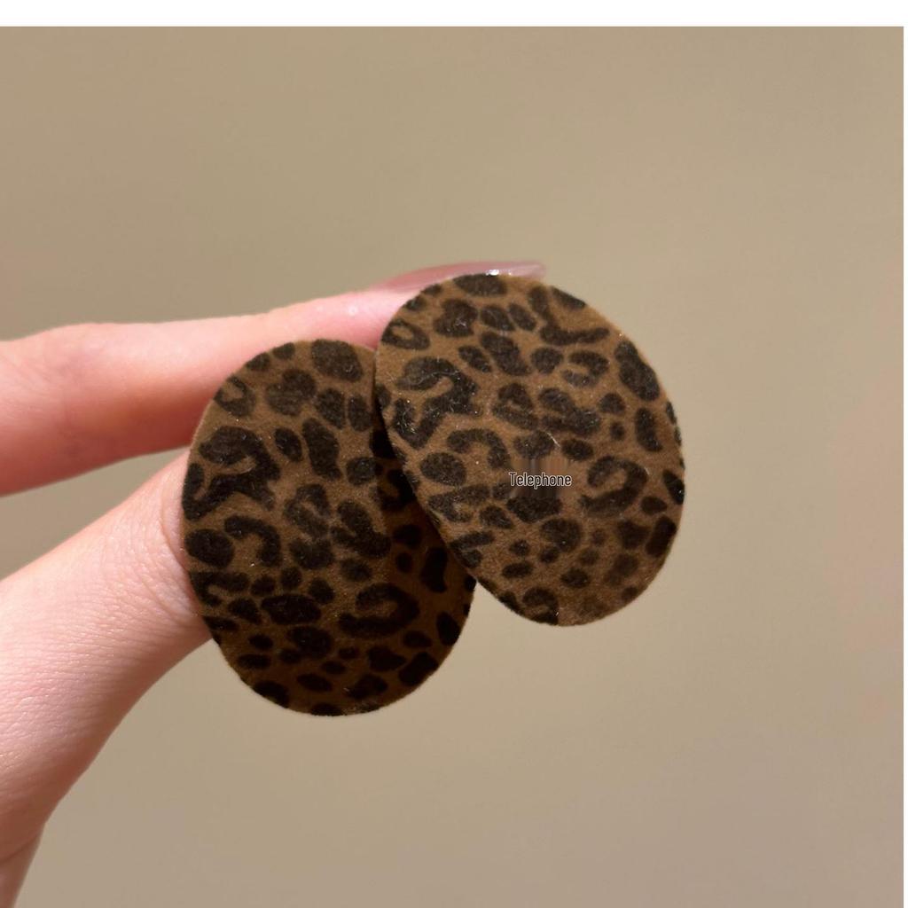 Geometric Leopard Print Heart Flower Stud Earrings - Retro & Versatile Luxury for Women