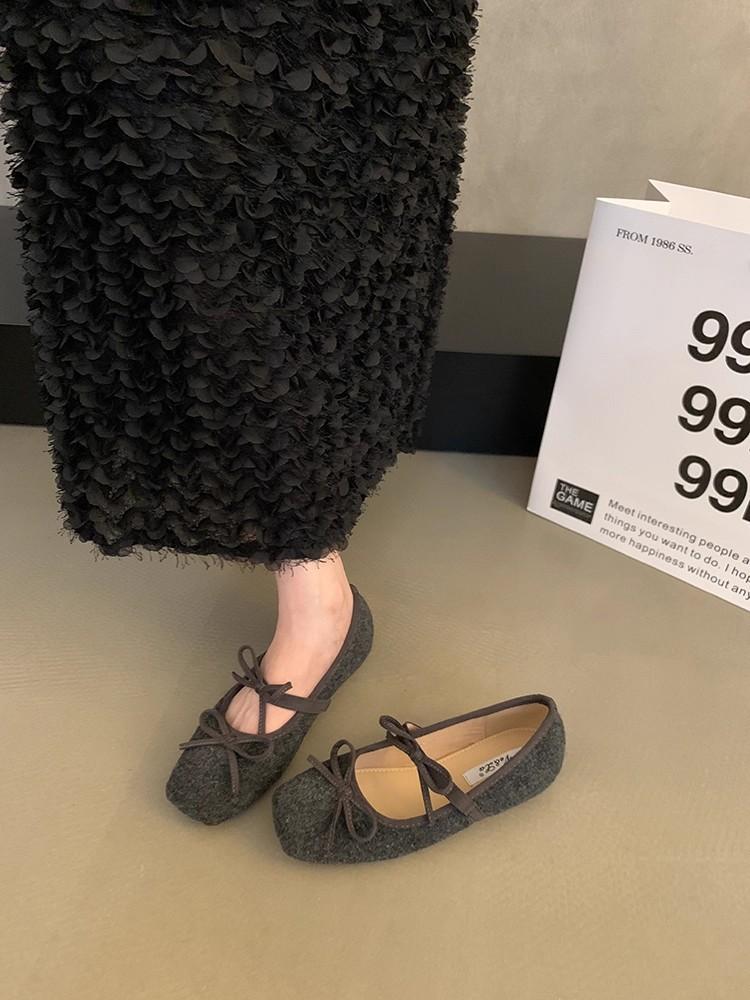 2025 autumn French retro bow Mary Jane shoes women's versatile inner height increase round head with skirt fashion shoes