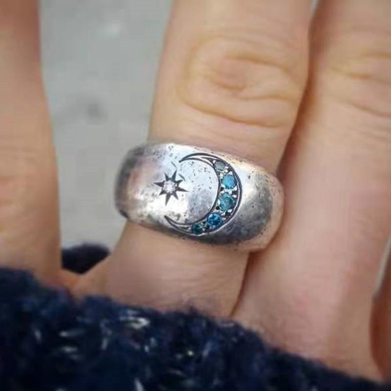 Unique Sun and Moon Pattern Daily Wear Rings Alloy Texture Stylish Women Cubic Zirconia Rings Suitable for Anniversaries