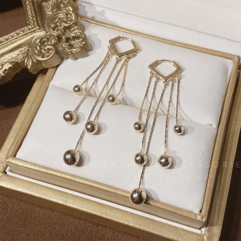 

Гибкие металлические серьги с кисточками для женской ниши, универсальные и высококачественные серьги в форме ромба