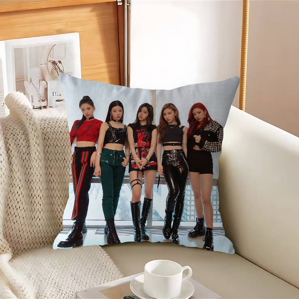 KPOP Group-I-ITZYS Office Cushion Pillowcase Car Cushion Cover45X45CM Lumbar Pillowcase Sofa Pillowcover