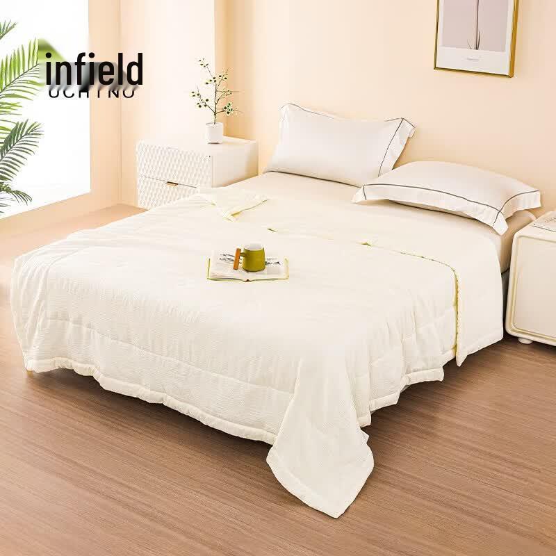 UCHINO Cloud Soft Air Grid Quilt