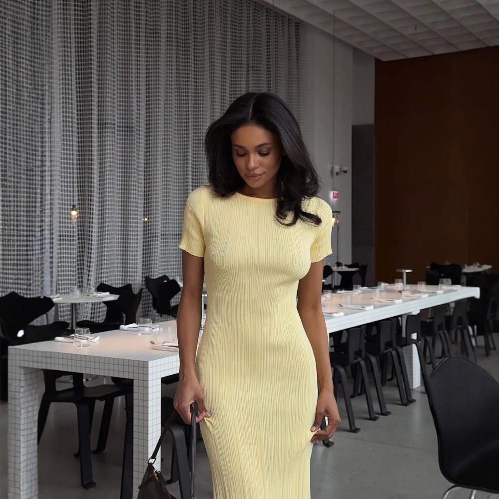 Women's Light Yellow Slim Fit Knit Midi Dress