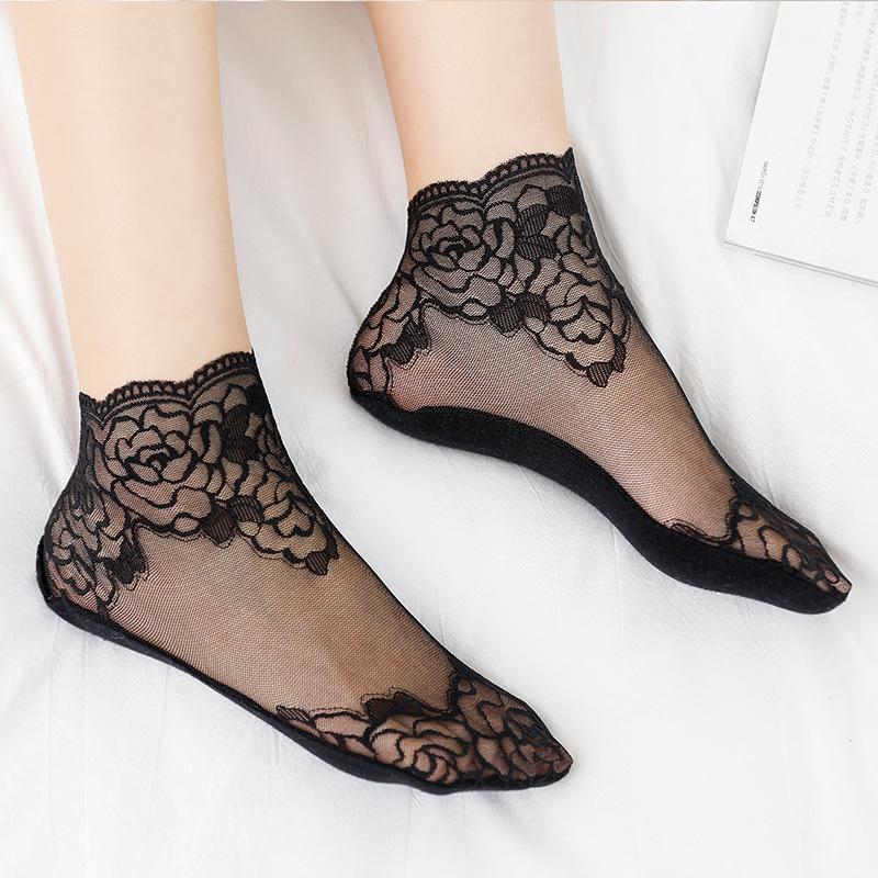 New Women's Non-Slip Invisible Lace Boat Socks - Thin, Hollow, Shallow Bed Sock Design