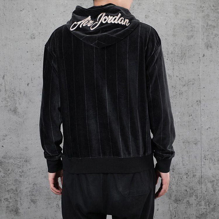Jordan Sweatshirts Men's Black Hooded Moderate Regular CD5740-010