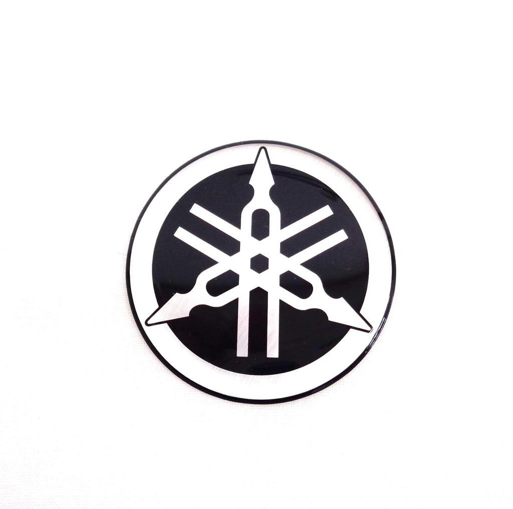 Nálepka s emblémem ladičky Yamaha, stříbrná, originální produkt, 1,8 palce (45 mm)