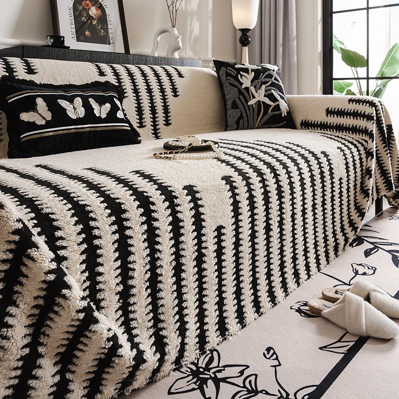 High-End Fishbone Patterned Plush Sofa Towel Anti-Slip Protection Couch Covers For Living Room Anti-Scratch Furniture Slipcover