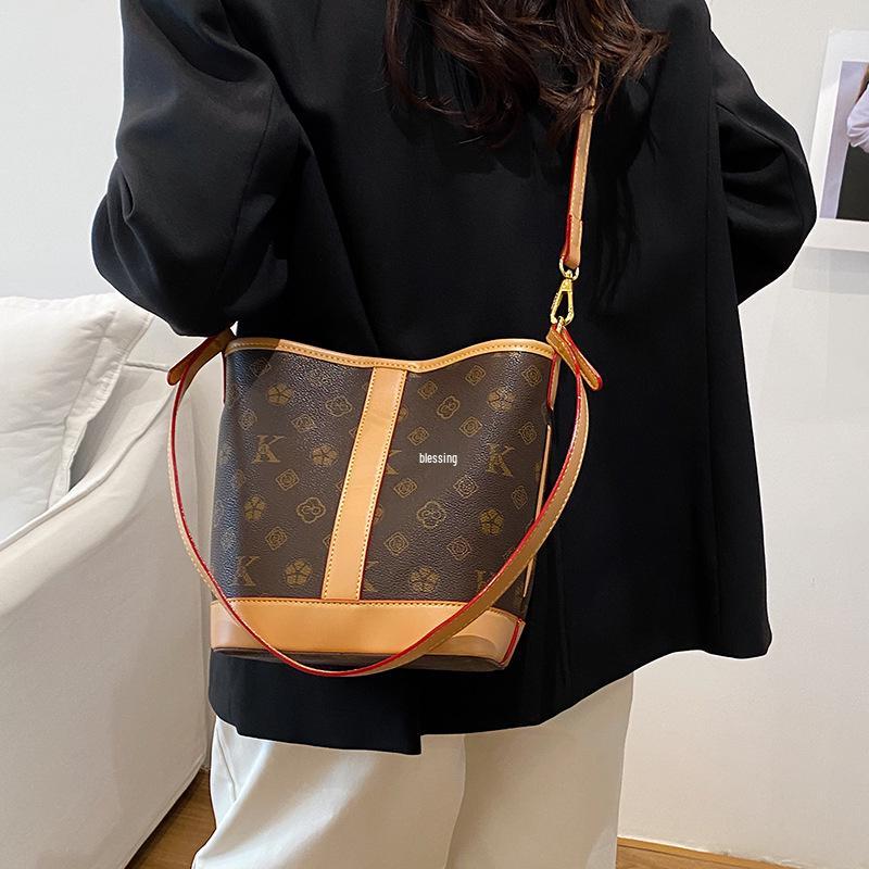 2025 High-End Mother-Daughter Crossbody Bucket Bag - Autumn Fashion