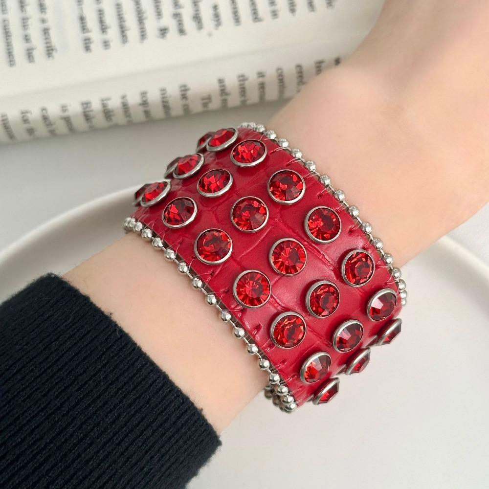 Hip-Hop Pu Leather Bracelet Adjustable Cross Bangle Shiny Rivet Cuff  Jewelry Accessories