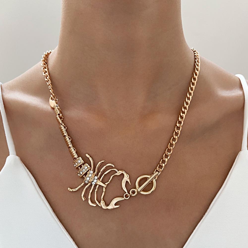 DIEZI Exaggeration Gold Silver Color Rhinestone Scorpion Pendant Necklace for Women Vintage Punk Choker Clavicle Chain Jewelry
