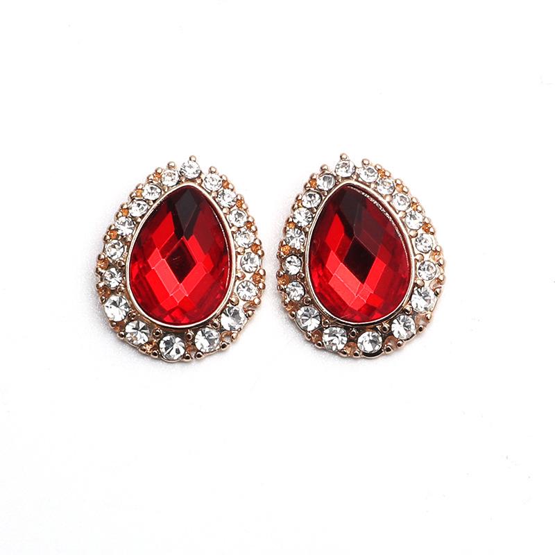 Baroque Water Drop Rhinestone Earrings: Retro French & Hong Kong Style