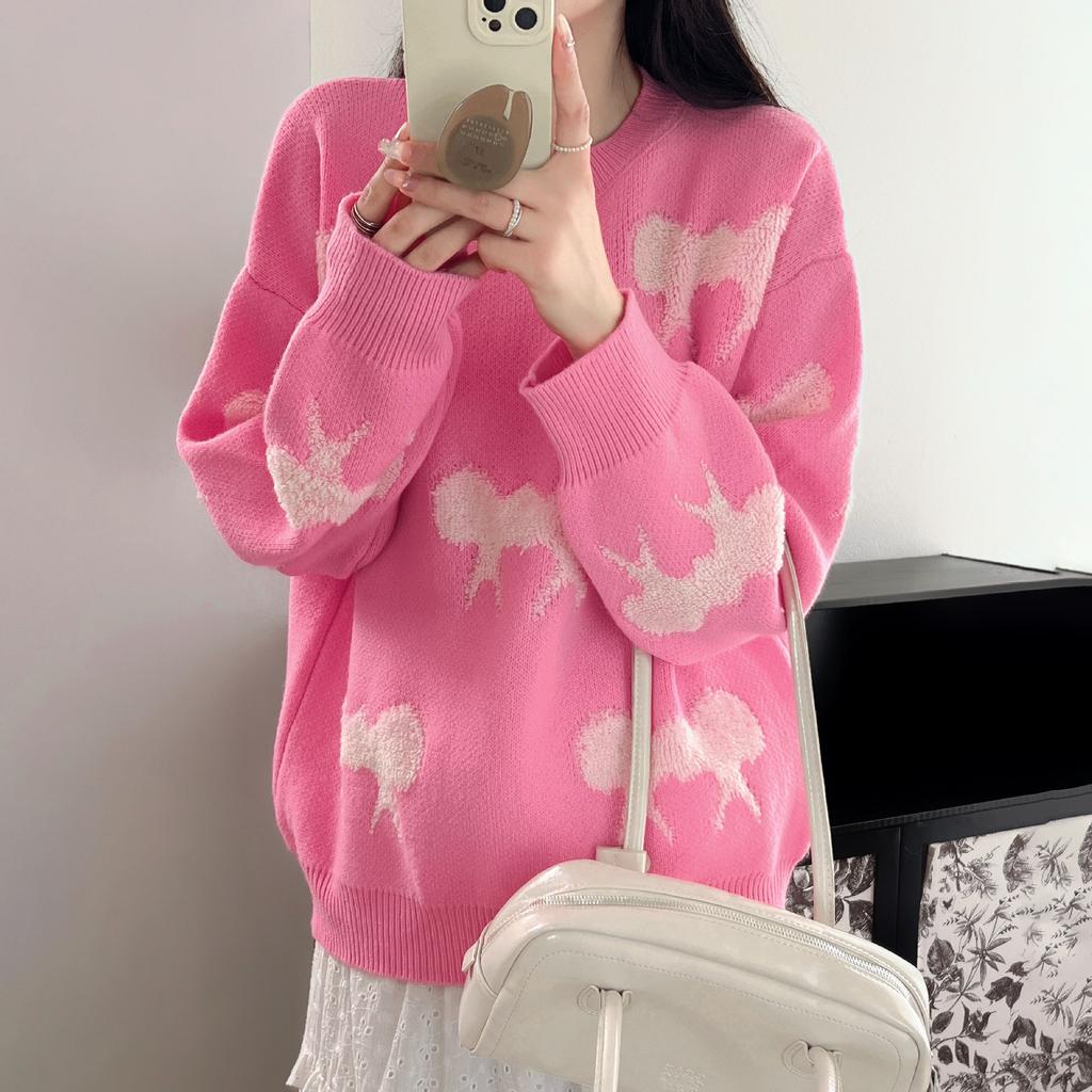 Japanese sweet towel embroidered jacquard sweater for women's autumn and winter new loose and gentle wind round neck knitted sweater for women
