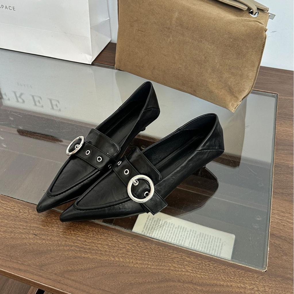 2025 New One-word Belt Buckle Dwarf Cat Heel Shallow Mouth Versatile Commuter Work Women's Single Shoes