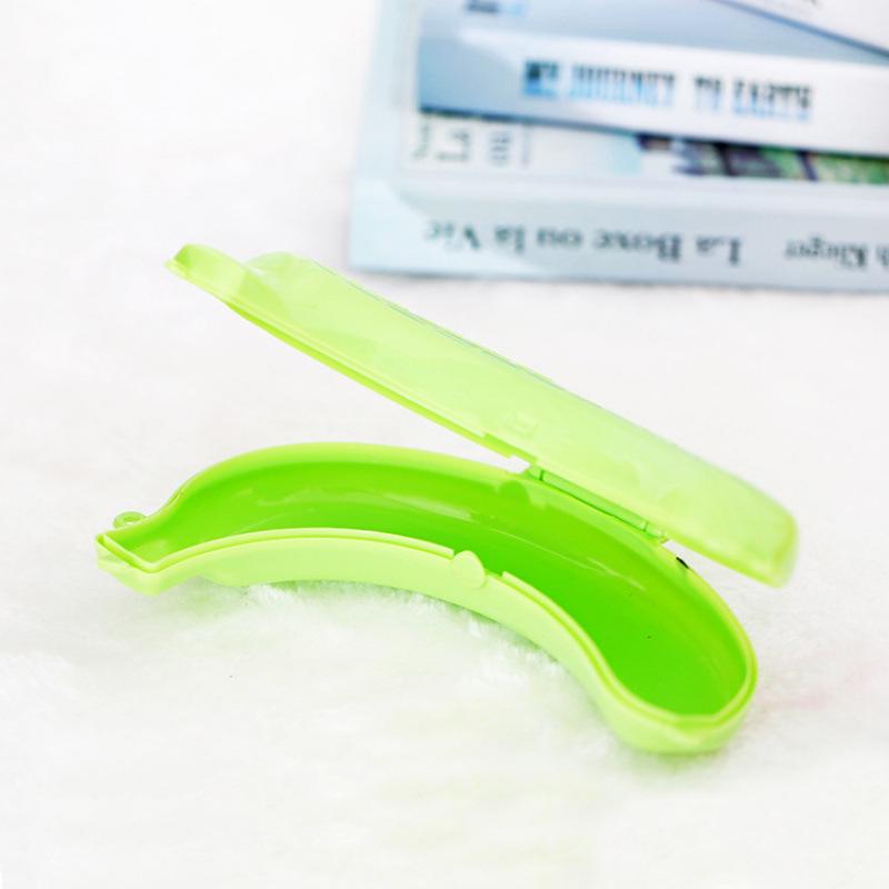 Portable Banana Protector: Travel-Friendly, Anti-Squeeze Plastic Case