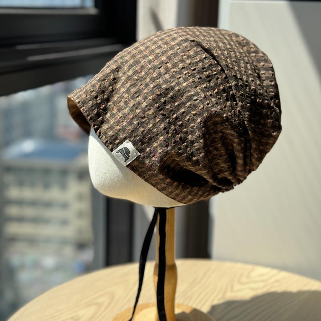 New Wasteland Style Retro Double sided Plaid Pullover Hat for Women Korean Style Casual Face showing Small Baotou Pile Hat Trendy Cold Hat