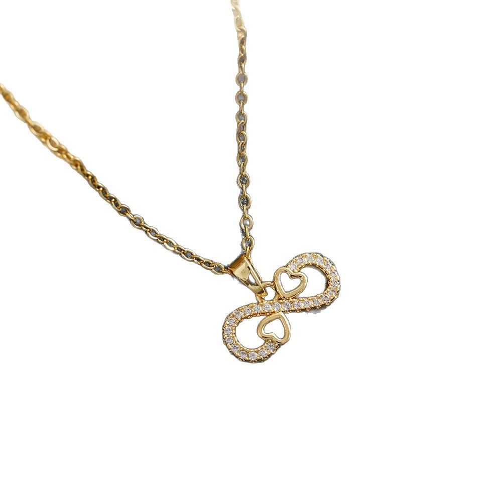 European Style Lucky Number 8 Necklace: Fashionable, Versatile Clavicle Chain with Infinite Design.
