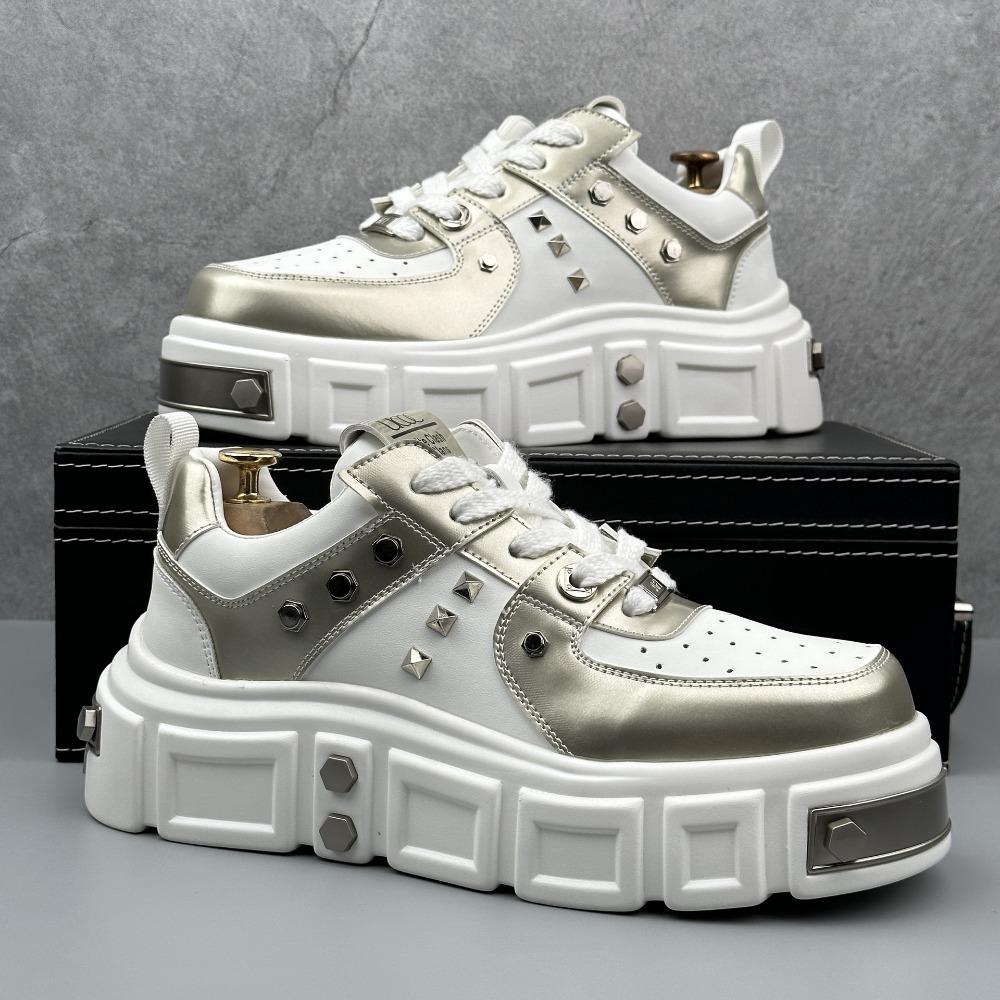 

Кроссовки мужские дизайнерские заклепки белые туфли модные повседневные кожаные дышащие туфли на плоской платформе с увеличенной высотой 39 белый