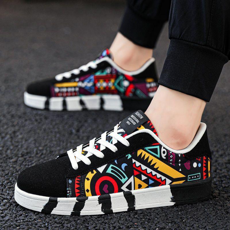 

2025 men s shoes autumn trend graffiti shoes student fashion breathable trendy shoes canvas shoes men s versatile casual board shoes 36