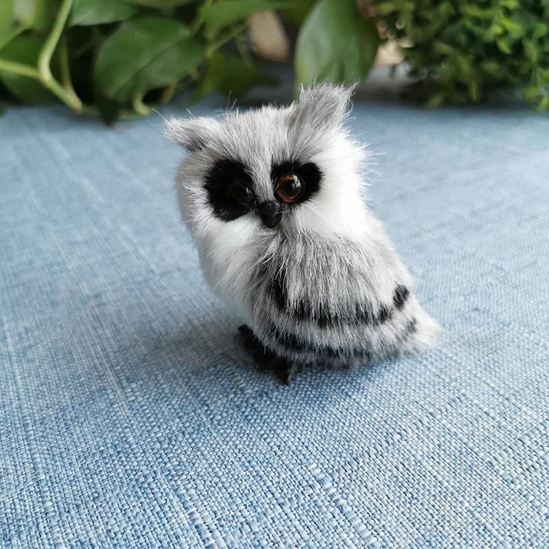 

Mini Small Owl White Black Furry Christmas Bird Ornament Decoration Adornment Simulation For Xmas Home Decor Handicraft Kid Gift 5x4.5x7cm