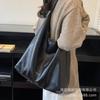Slack retro brown bag 2025 new fashion simple women's shoulder bag large capacity commuter tote bag