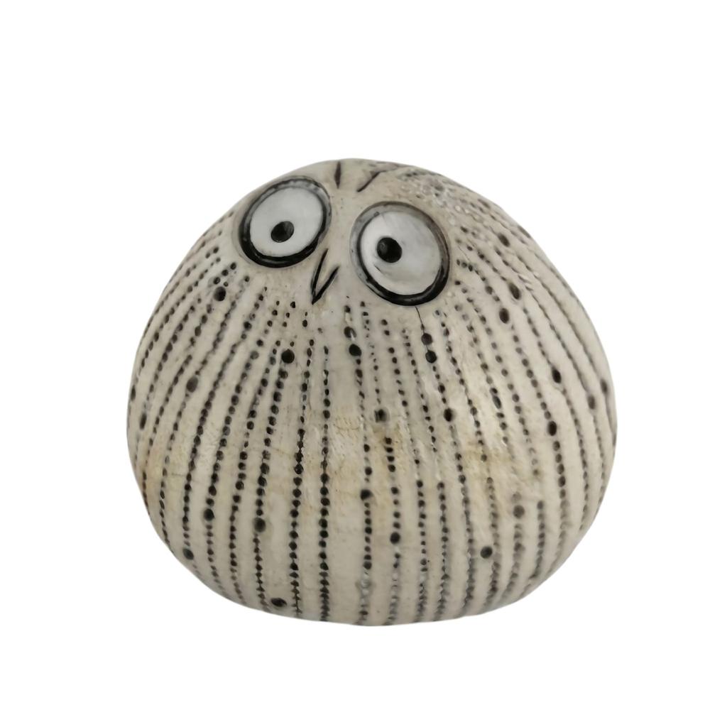 Resin Owl Figurine Home Decoration Small Owl Statue for Indoor Outdoor Display Unique Design Collectible Accent Piece
