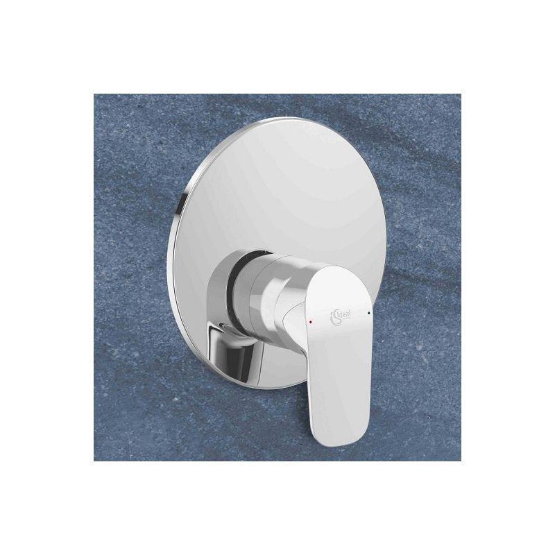 

The Outer Part Of The Shower Faucet Idealstandard A6724aa