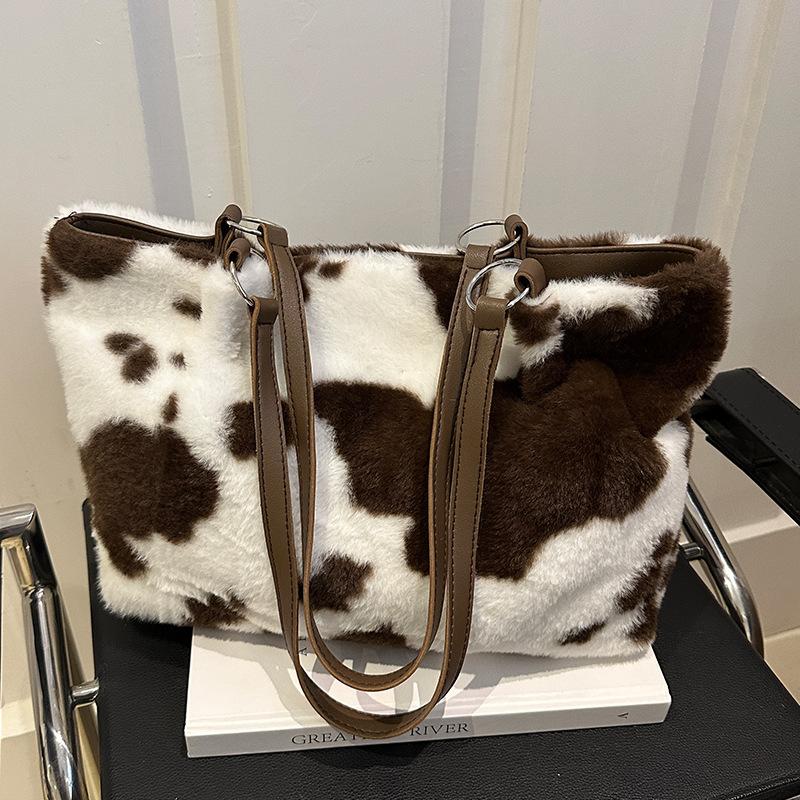 

Плюшевая индивидуальная универсальная сумка через плечо для женщин и женская сумка Высококачественная модная сумка для женщин и сумка подмышкой