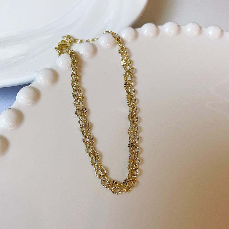 

Layered Beaded Bracelets - Summer Minimalist Style for Women, Light Luxury, Simple, and Skin-Tone Enhancing.