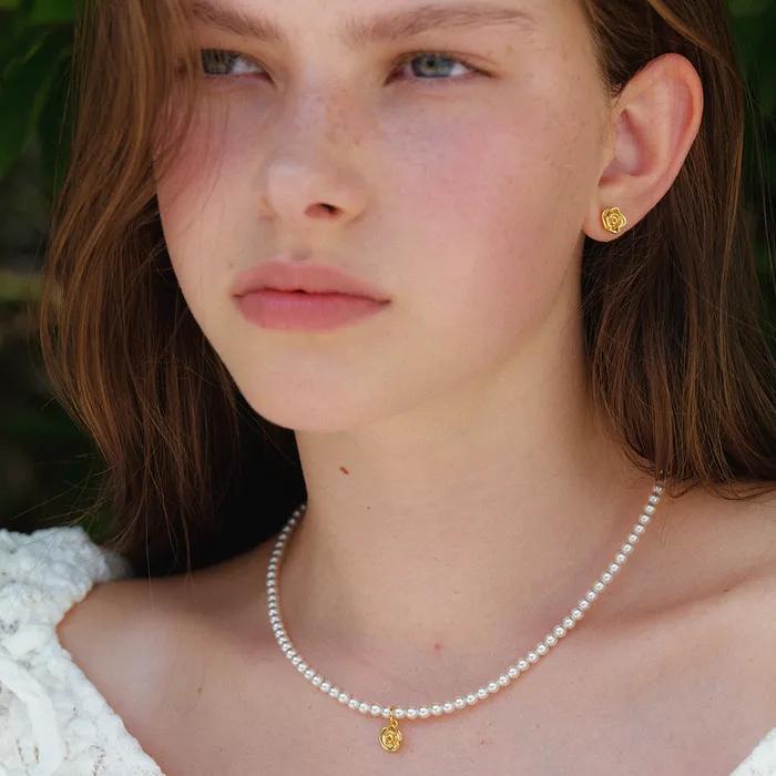 Round Rose Pearl Necklace (2color)