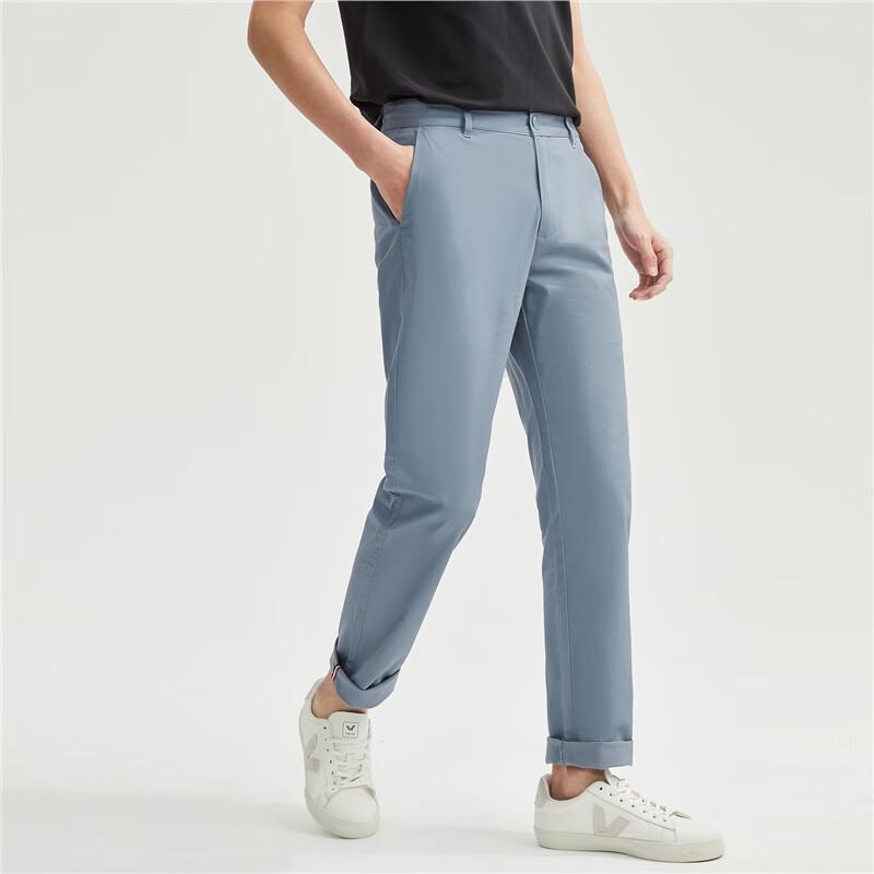 Giordano Men's Lightweight Slim-Fit Stretch Straight Chinos