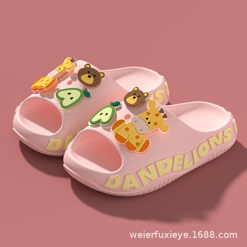 

Cartoon children s slippers for summer, non-slip soft-soled cute slippers for boys and girls at home, suitable for kids and babies to use in the 24-25Code【Inner Length1