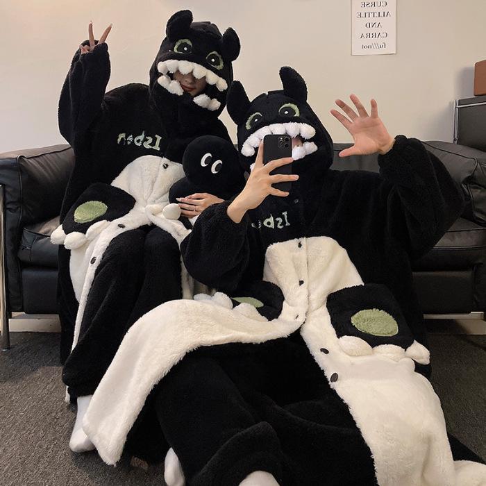 Winter Panda-Pyjama-Set für Paare: Korallfleece Damen Nachthemd & Herren Flanell Homewear